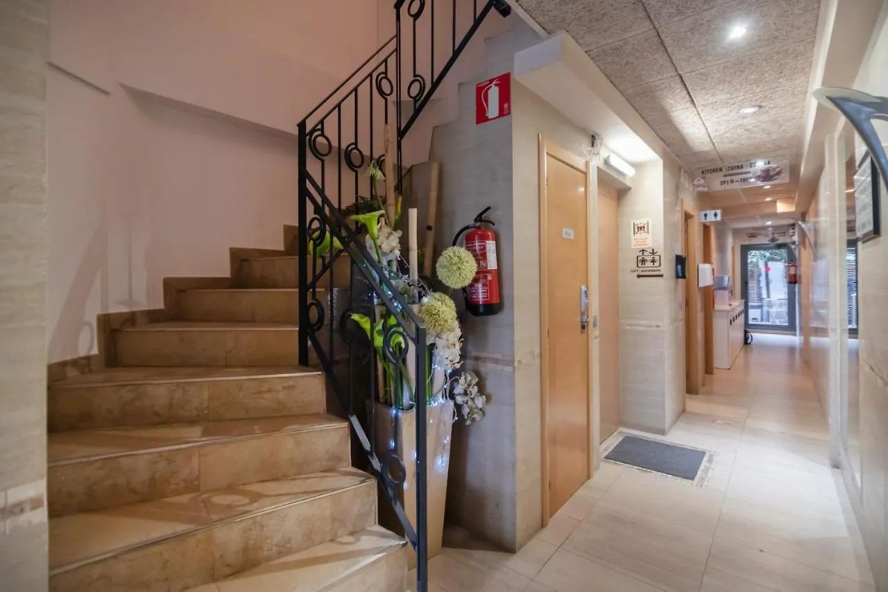 Vendégház Hostal House Barcelona