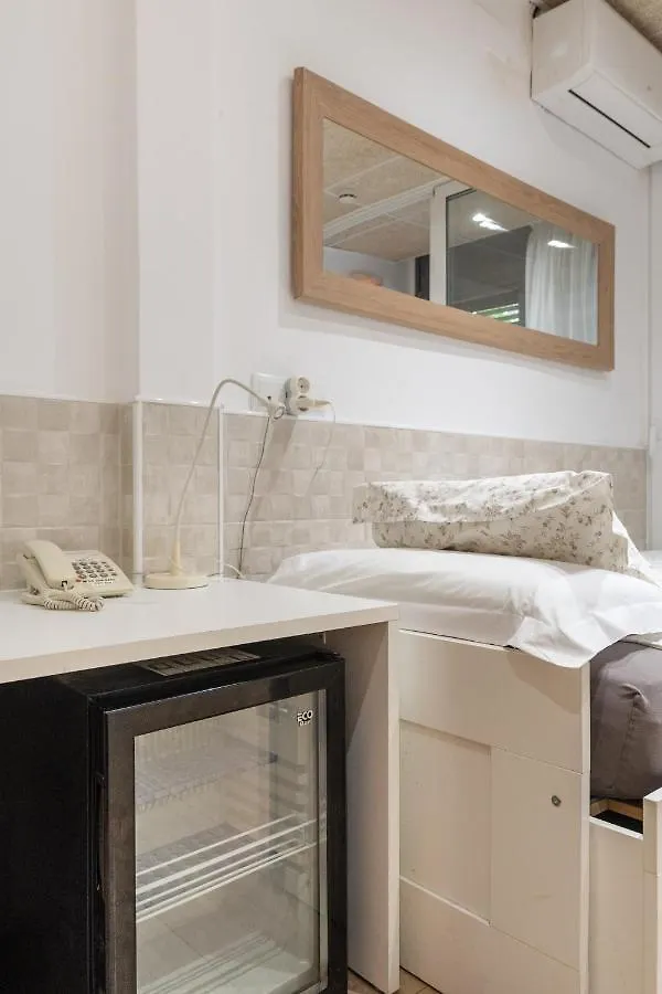Hostal House Barcelona Vendégház